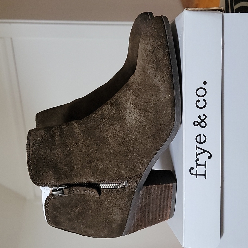 Frye & Co Booties